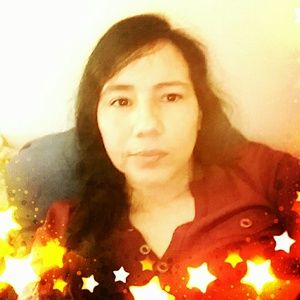 Meet your Posher, Yvette