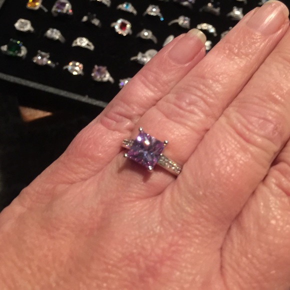 Lavender solitaire
