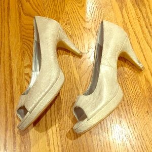 Peep toe white and silver heels!