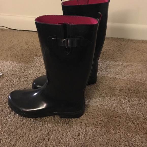 Black rain boots