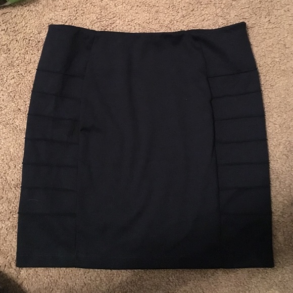 Navy blue high waisted skirt