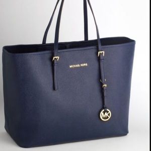 Michael kors open tote!