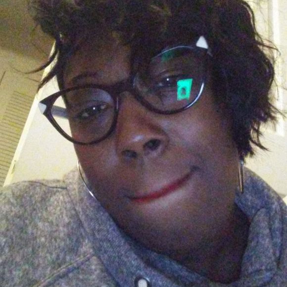 Meet your Posher, Luvall - Picture 1 of 1