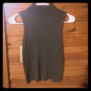 Rue 21 high neck gray tank
