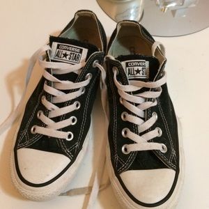 Black converse