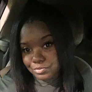 Meet your Posher, Shontrisha