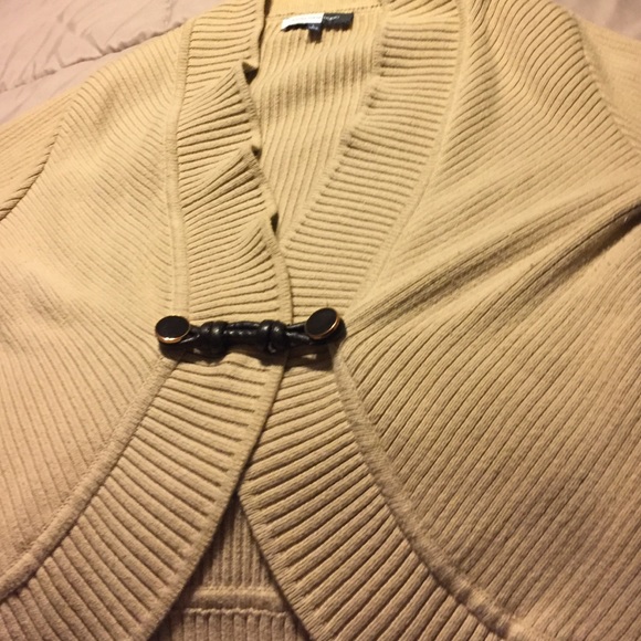 Sweater - Picture 2 of 3