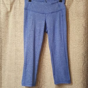 OLD NAVY ACTIVE CAPRIS