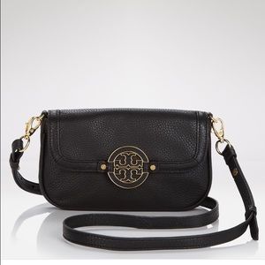 Tory burch Amanda crossbody!