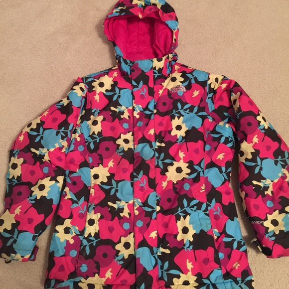 Girls North Face ski coat. Size medium (10/12) - Picture 1 of 3