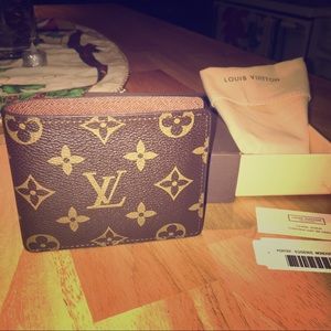 NWT!! Louis Vuitton monogram wallet