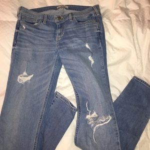 Hollister Co. Light Washed Ripped Skinny Jeans