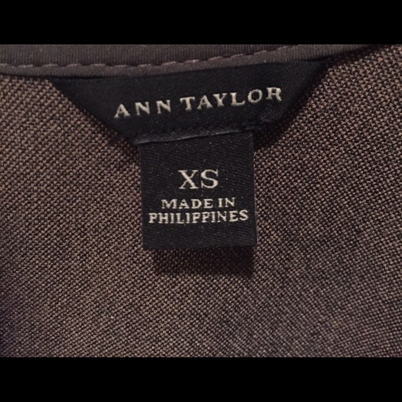 Ann Taylor shift dress, faux leather pockets - Picture 4 of 4