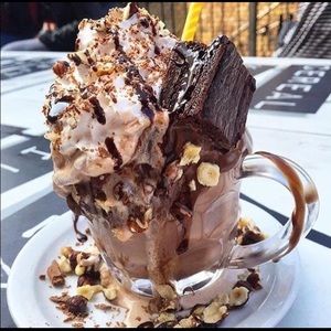 Meet your Posher, Bridgette