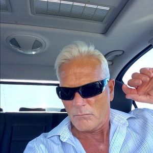 Meet your Posher, Tony