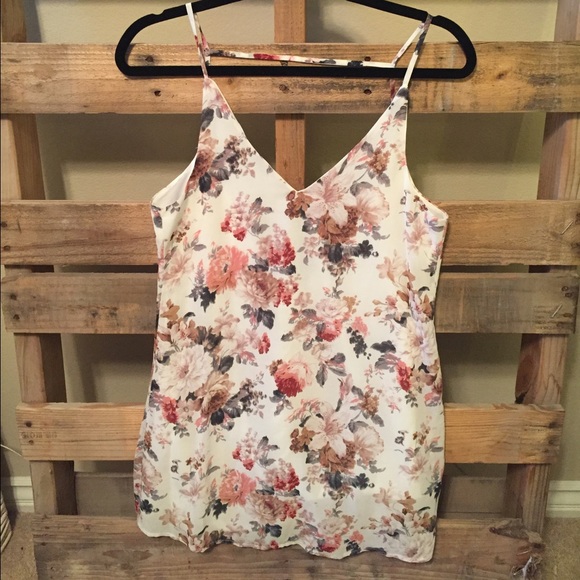 Perfectly Imperfect Dress in Ivory - Picture 3 of 4