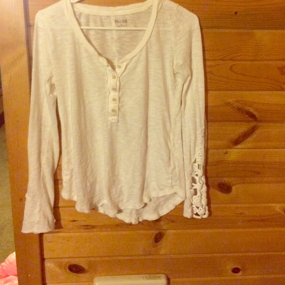 Long sleeved white blouse - Picture 1 of 2