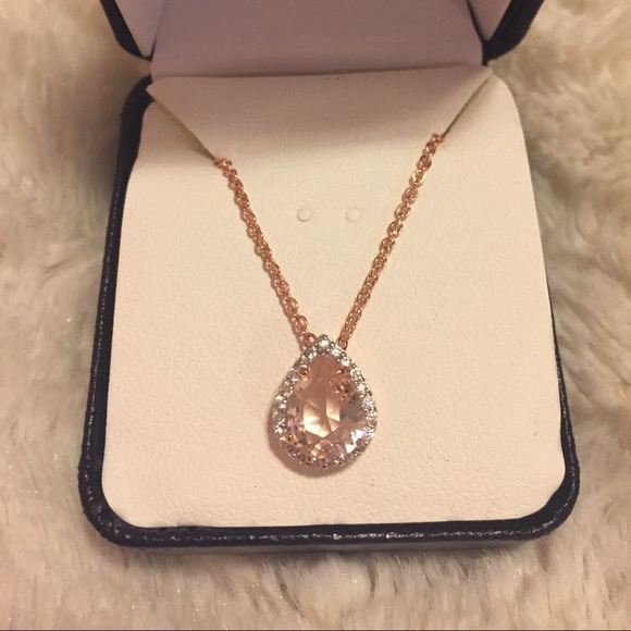 NWOT Rose Gold Champagne Stone Necklace