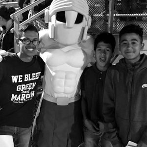 Meet your Posher, Luis