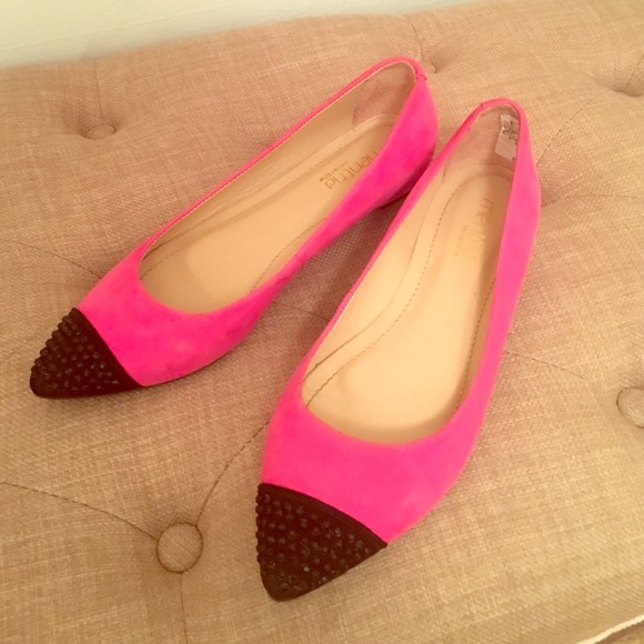 Unique hot pink & black rhinestone flats!