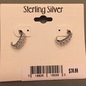Sale❗️Sterling Silver CZ post earrings