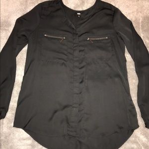 Black Shirt with Zipper Pockets. Size M.