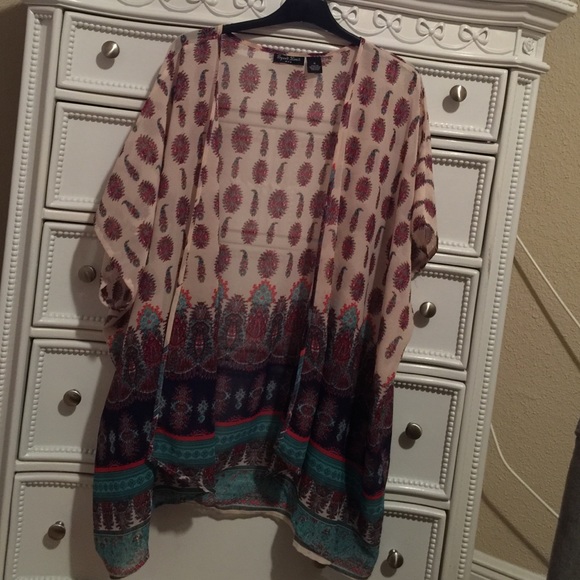 Women's Paisley Kimono