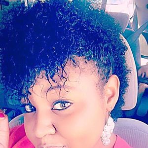 Meet your Posher, Shanika