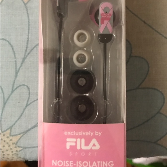 Fila noise isolating earbuds