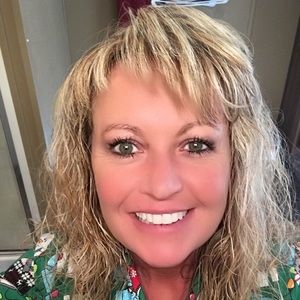 Meet your Posher, Cheryl