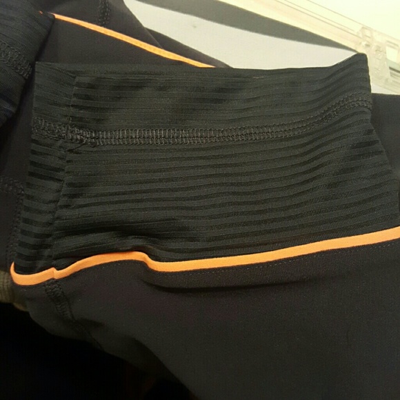 ADIDAS CLIMALITE ACTIVEWEAR - Picture 3 of 3