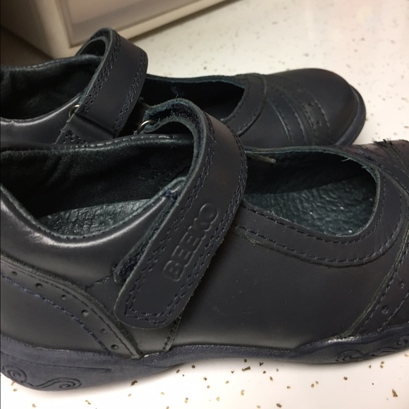 Beeko shoes - Picture 3 of 3