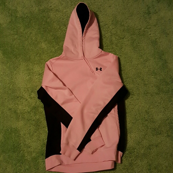 Under Armour Swaetshirt