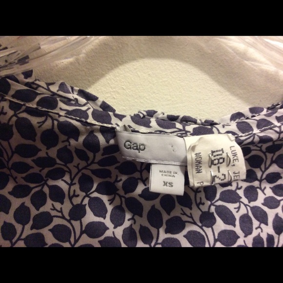 Gap print dark navy and white size extra small - Picture 3 of 3