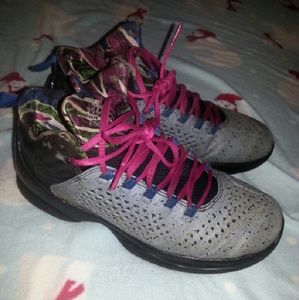 Kid's Jordan Melo M11