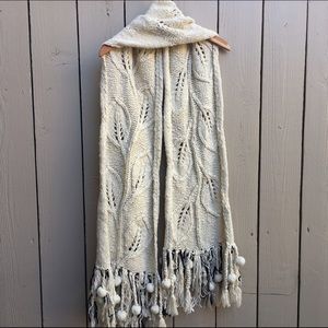 Anthropologie White Black Pom Pom Scarf