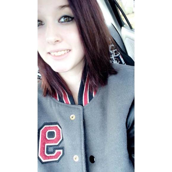 Meet your Posher, Sarah - Picture 1 of 1