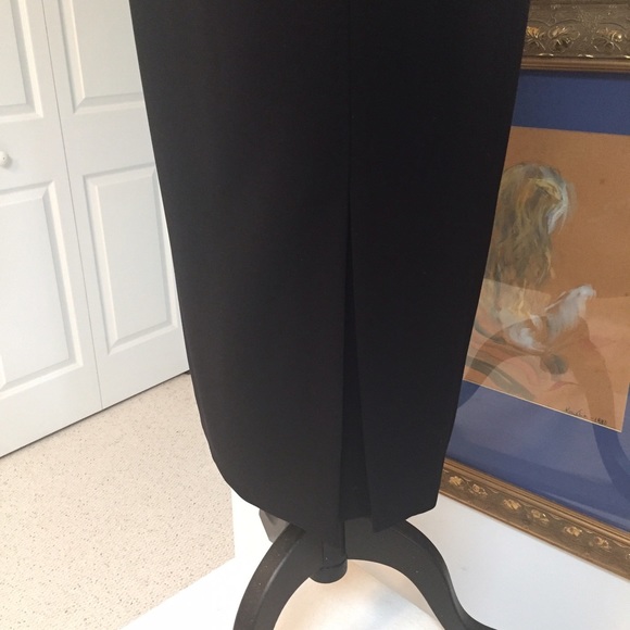 Doncaster Skirt, Size 4 - Picture 3 of 4