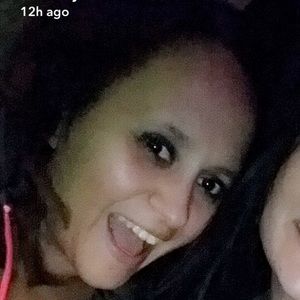 Meet your Posher, Tera