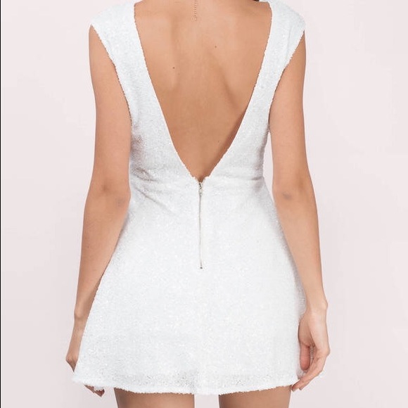 Vina Dress - Picture 2 of 4