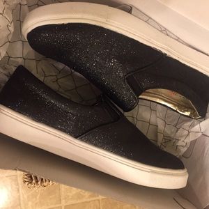 Black glitter shoes