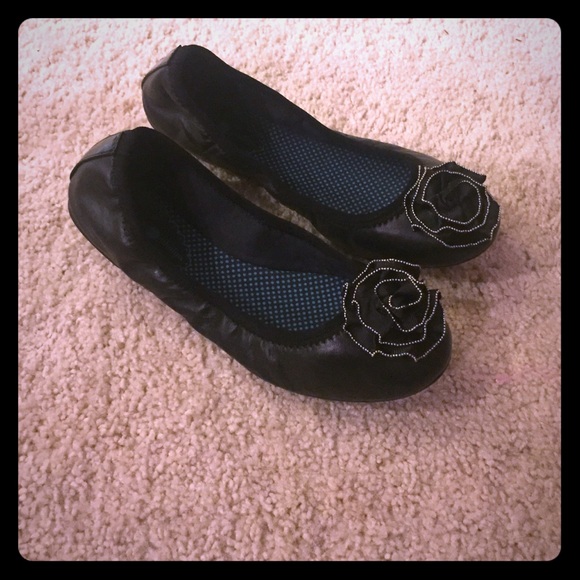Black flats