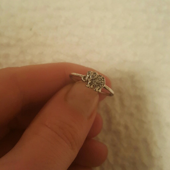 Dainty elephant ring