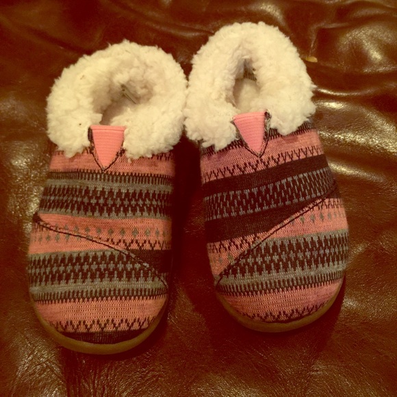 Toddler girl Toms