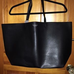 Victoria secret tote bag with Added pouch