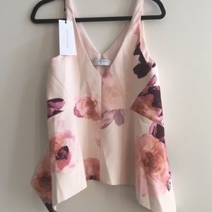 Keepsake NWT beautiful top