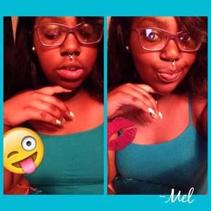 Meet your Posher, Adoree