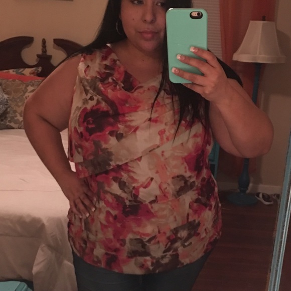 Avenue floral top