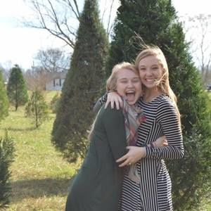 Meet your Posher, Rene