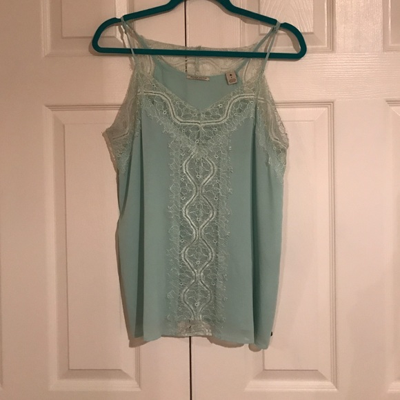 Lace embroidered tank